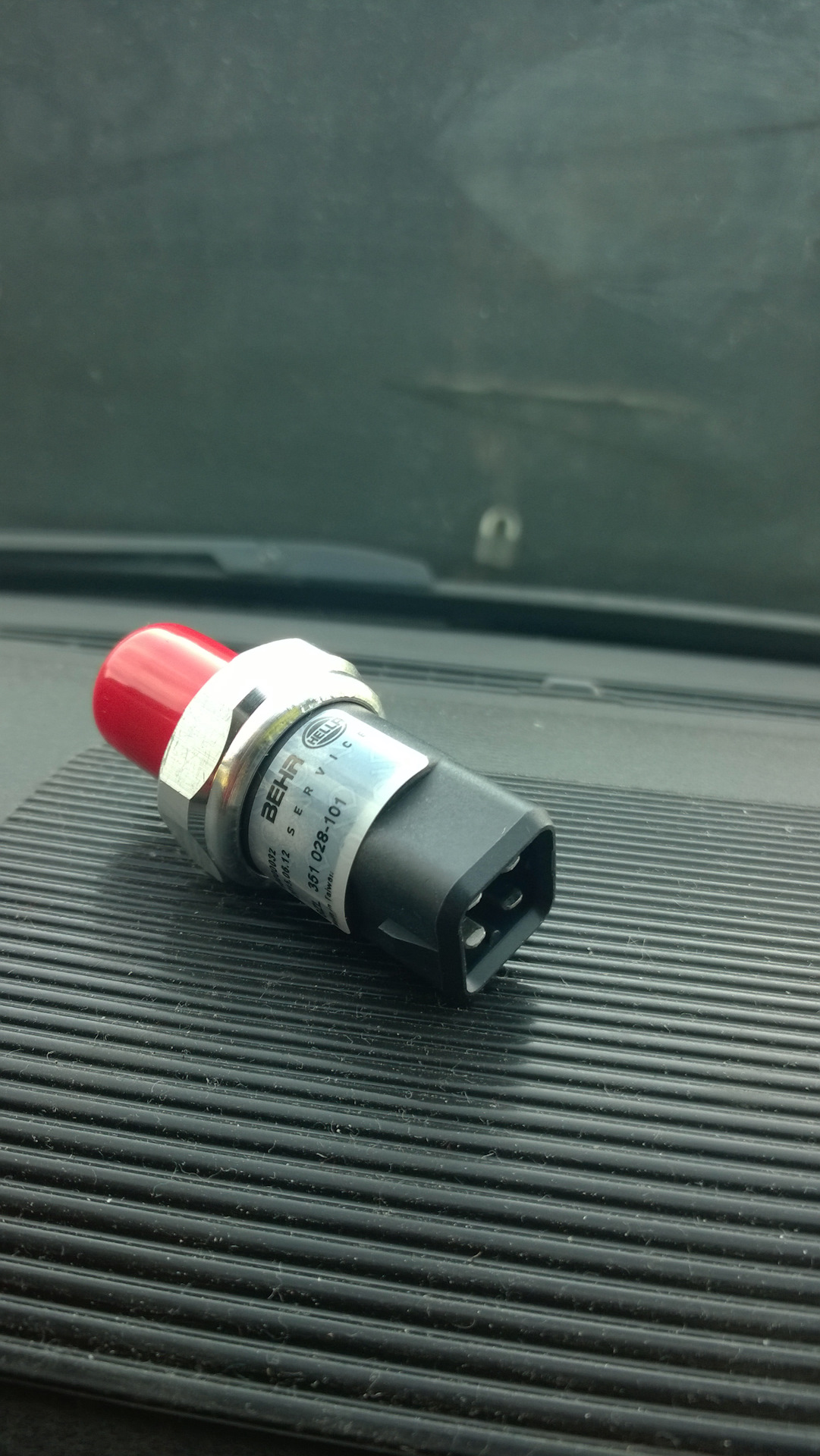 Нажимной выключатель кондиционера Обрыв/Замыкание на массу Покупка ...