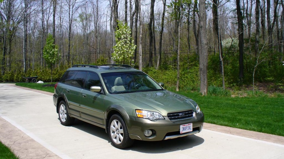 Аутбек 2.5. Subaru Outback 2. Subaru Outback 2.5. Субару Аутбек зеленый. Аутбек машина 2005.