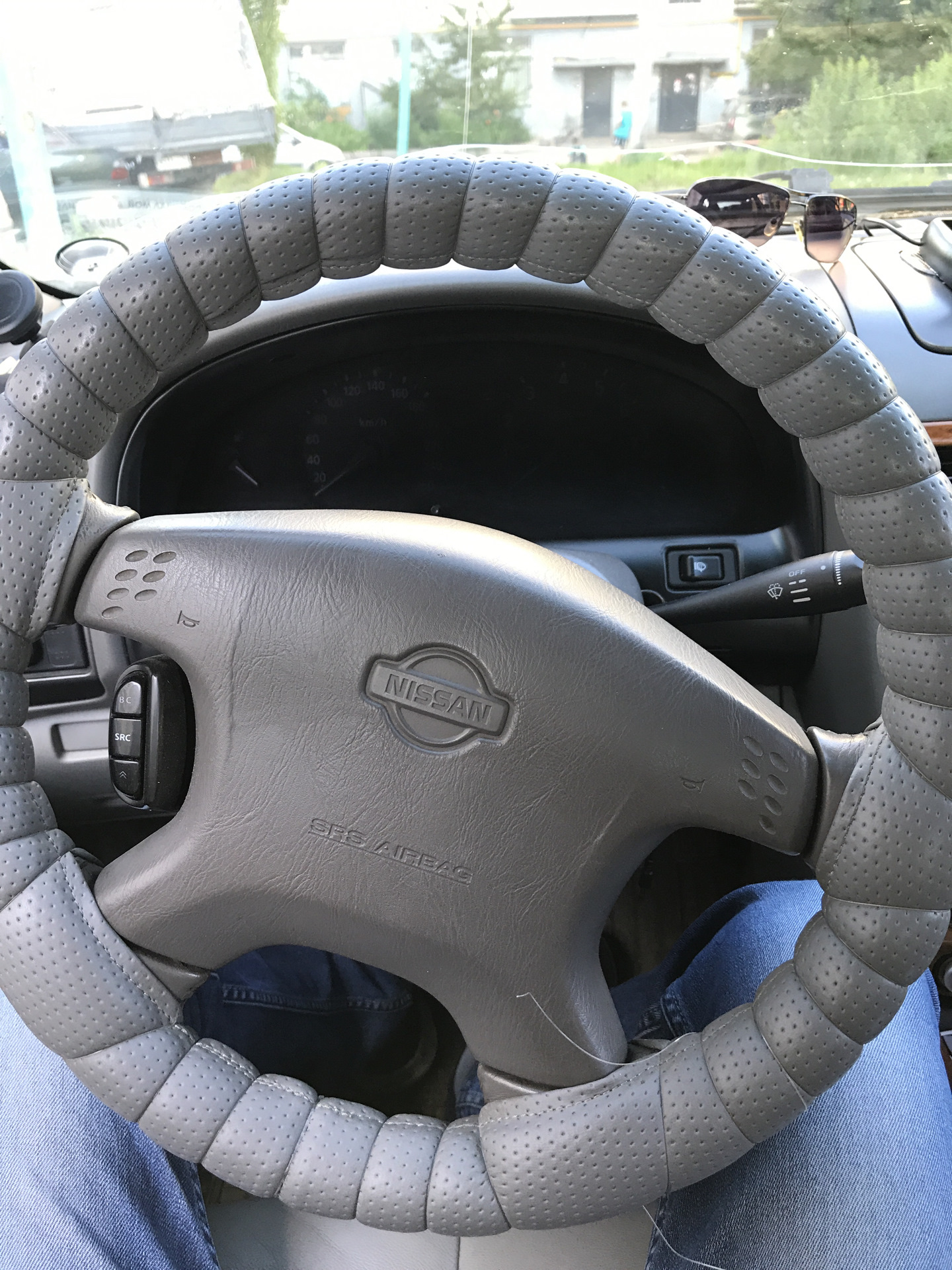 Руль ниссан дизель. Размер руля на ниссан санни. Nissan diesel ud 1989. Руль ниссан дизель. Руль ниссан дизель.