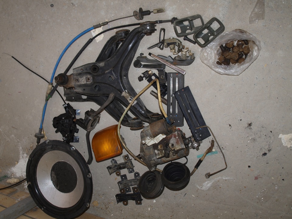 Запчасти audi 80 b2