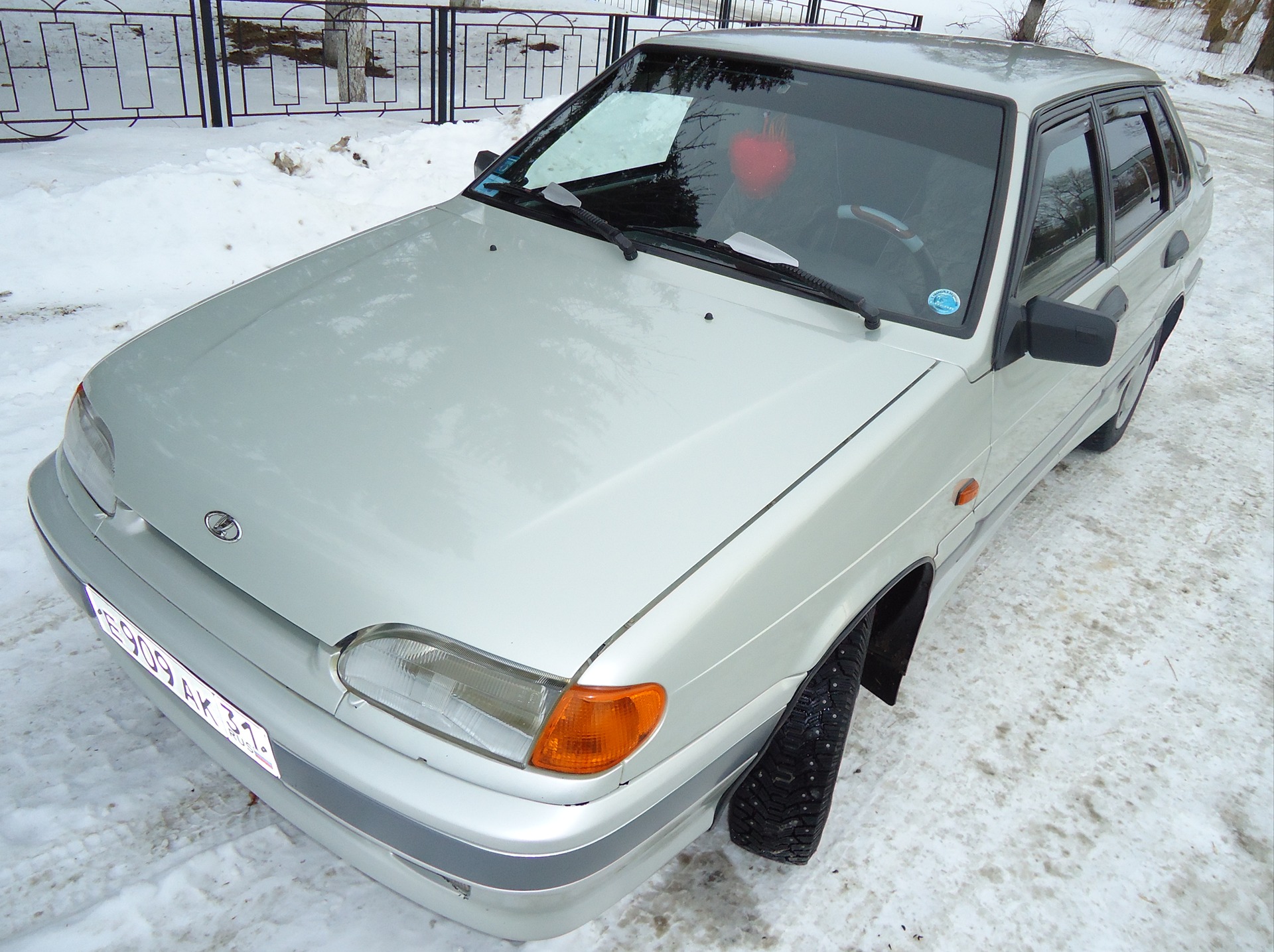 Жемчуг ваз. Жемчуг ваз. Ваз 2115 цвет жемчуг. Ваз 2114 цвет жемчуг 230. Черный жемчуг цвет ваз 2114.