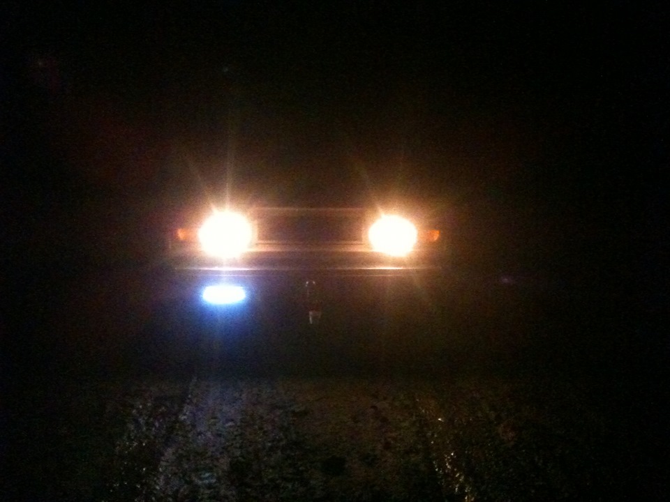 Вот подумал как украсить габариты — Lada 2107, 1,5 л, 1990 года ...