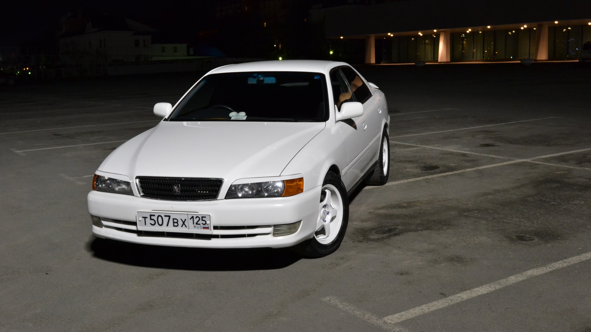 Toyota Chaser (100) 2.5 бензиновый 1997 | WHITE 