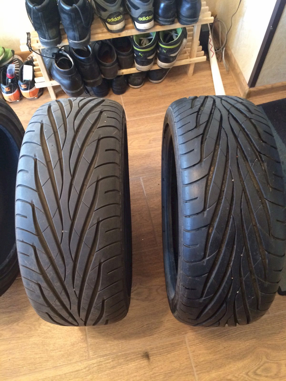 Шины максис виктра. Maxxis ma-z1 Victra. Maxxis z1. Maxxis Victra ma-z1 205/55 r16. Maxxis ma-z1 Victra 235/65 r17 25g.