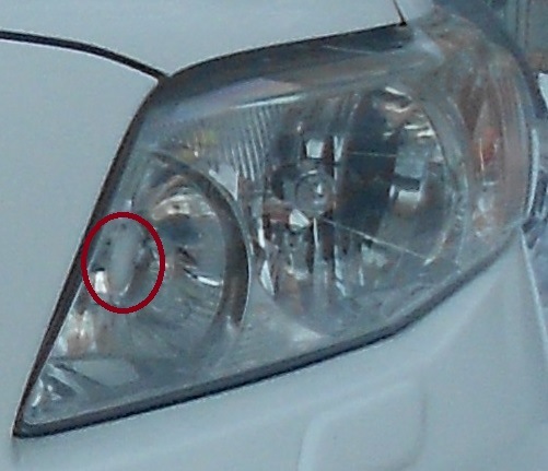 [16] — Стекло левой фары — Toyota Corolla (140/150), 1,6 л, 2006 года ...