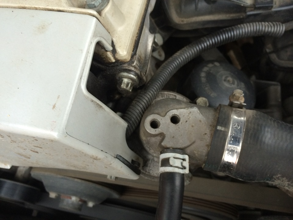 А в термостате ли было дело… — Mercedes-Benz E-class (W210), 2 л, 2001 ...