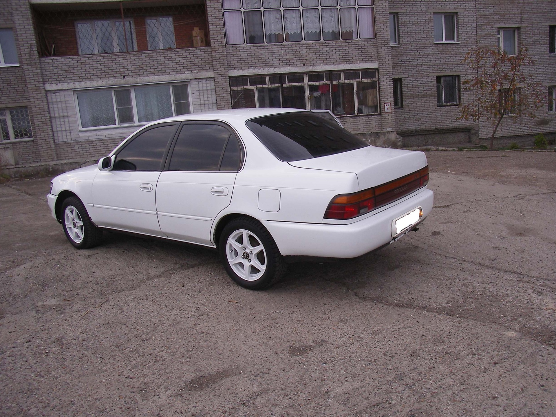   Toyota Corolla 13 1992
