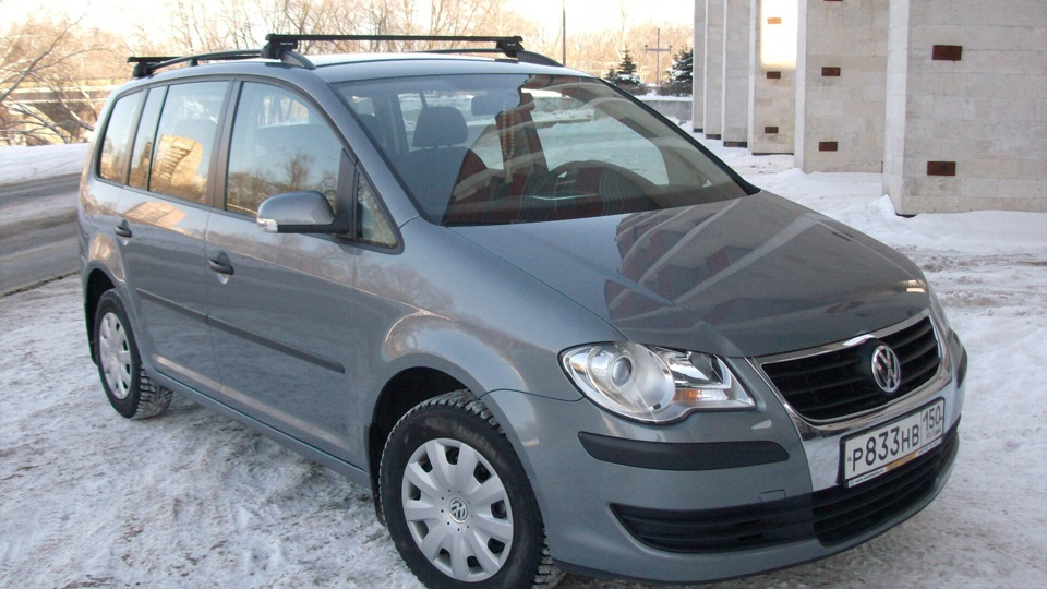 Фольксваген Тоуран 102 л.с. Volkswagen Touran 2006 год 1.6 бензин. Фольксваген Туран 15 года. Volkswagen Touran 2008 отзывы.