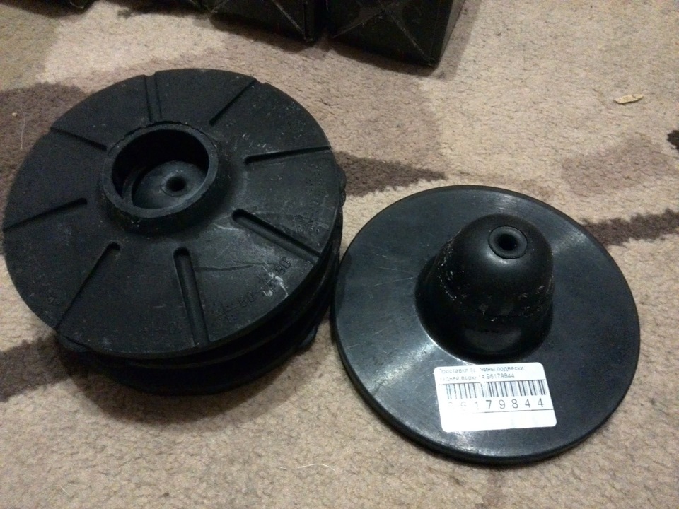 проставки под пружины ваз 2114 задние. опора задней пружины ланос. опора задней пружины. опора пружины переднего амортизатора на рено лагуна 2. проставки пружин 2109.