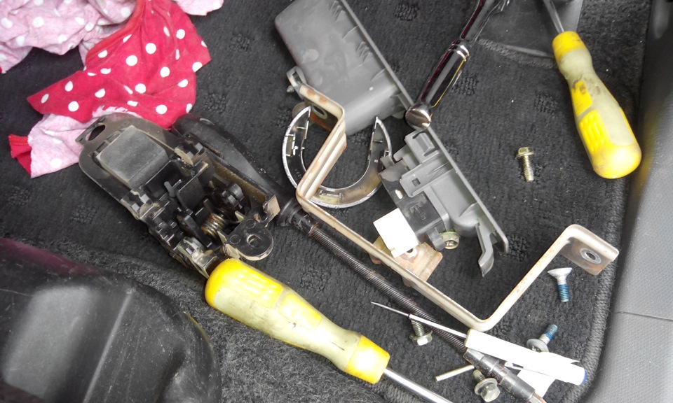 Не закрывается дверь с сигнализации NISSAN CUBE BZ11 — DRIVE2