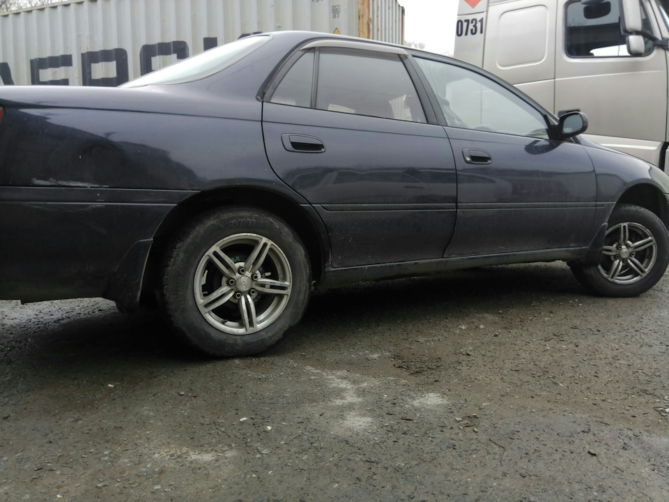 Фото в бортжурнале Toyota Carina (6G)