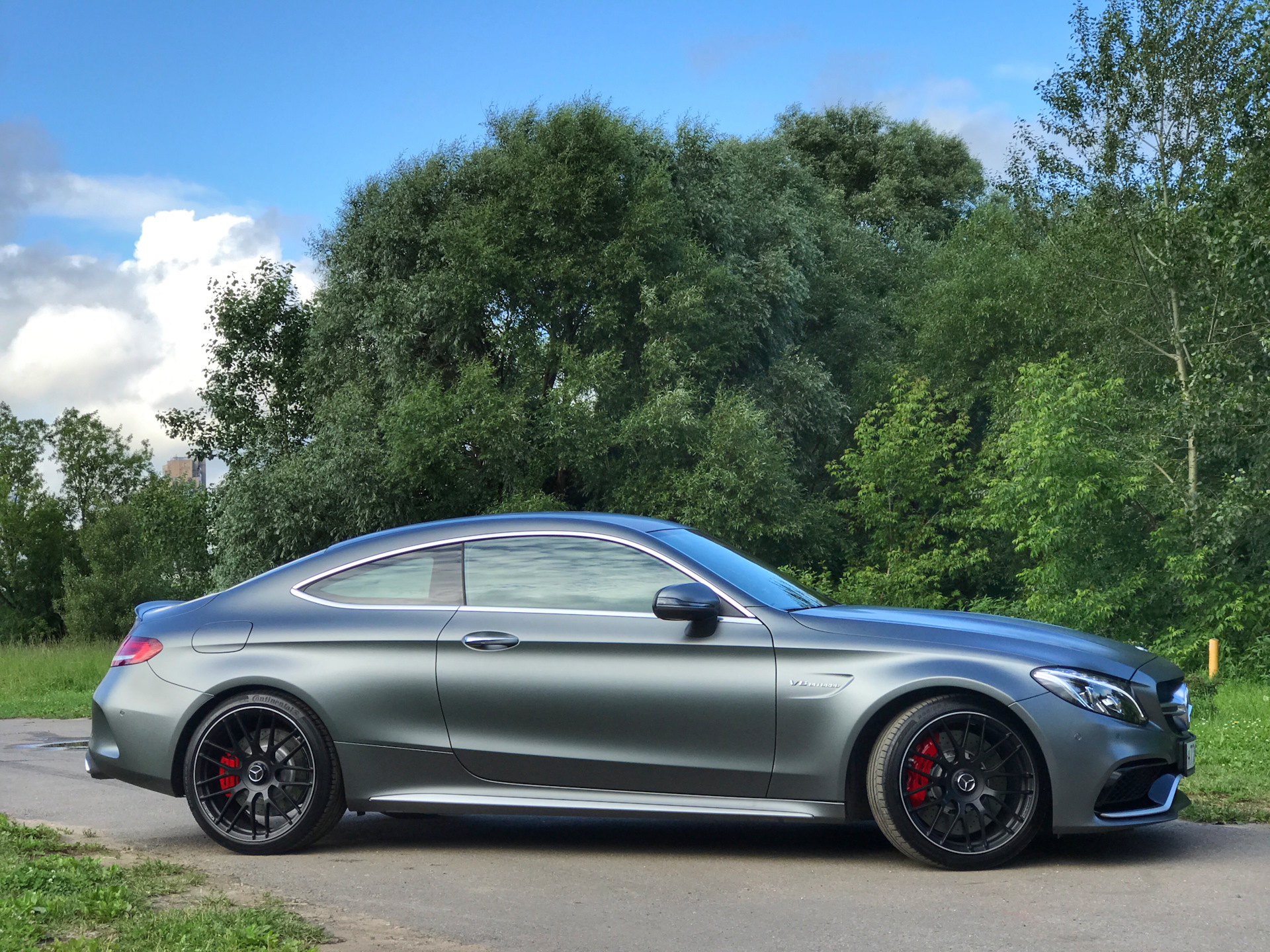 Mercedes Benz c63 AMG Coupe