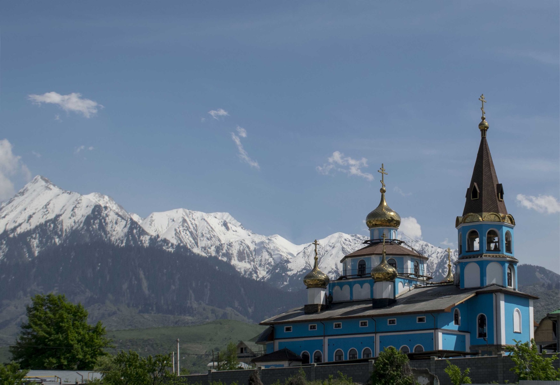 храм петра и павла алматы