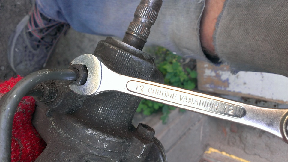 Разборка рулевой рейки. Часть 1 — Toyota Carina ED (3G), 2 л, 1995 года ...