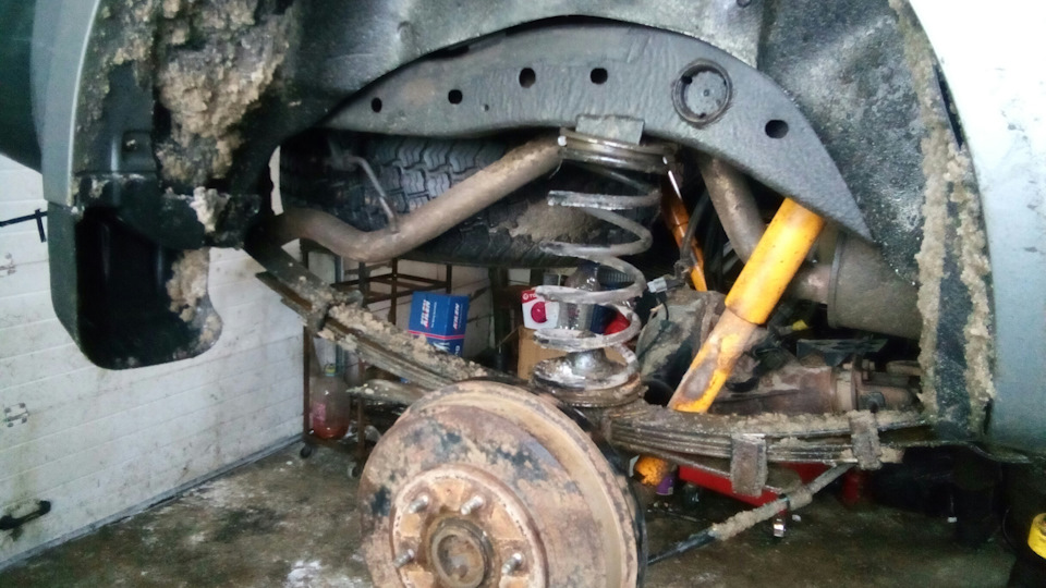 Пружины от Кайрона:) — Mitsubishi L200 (4G), 2,5 л, 2011 года | тюнинг ...