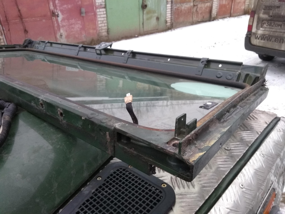 Купить Боковое Стекло Land Rover Defender