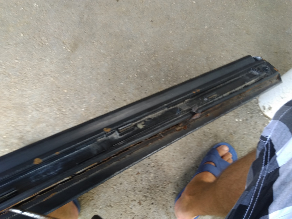 Ремонт молдингов — Audi A6 (C6), 2,4 л, 2005 года | своими руками | DRIVE2