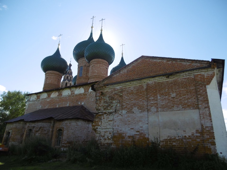 Села ям. Храм Рождества Богородицы село великое Гаврилов ям. Красный монастырь в Ярославской области. Красный Профинтерн Церковь. Монастырь в Красном Краснодон.