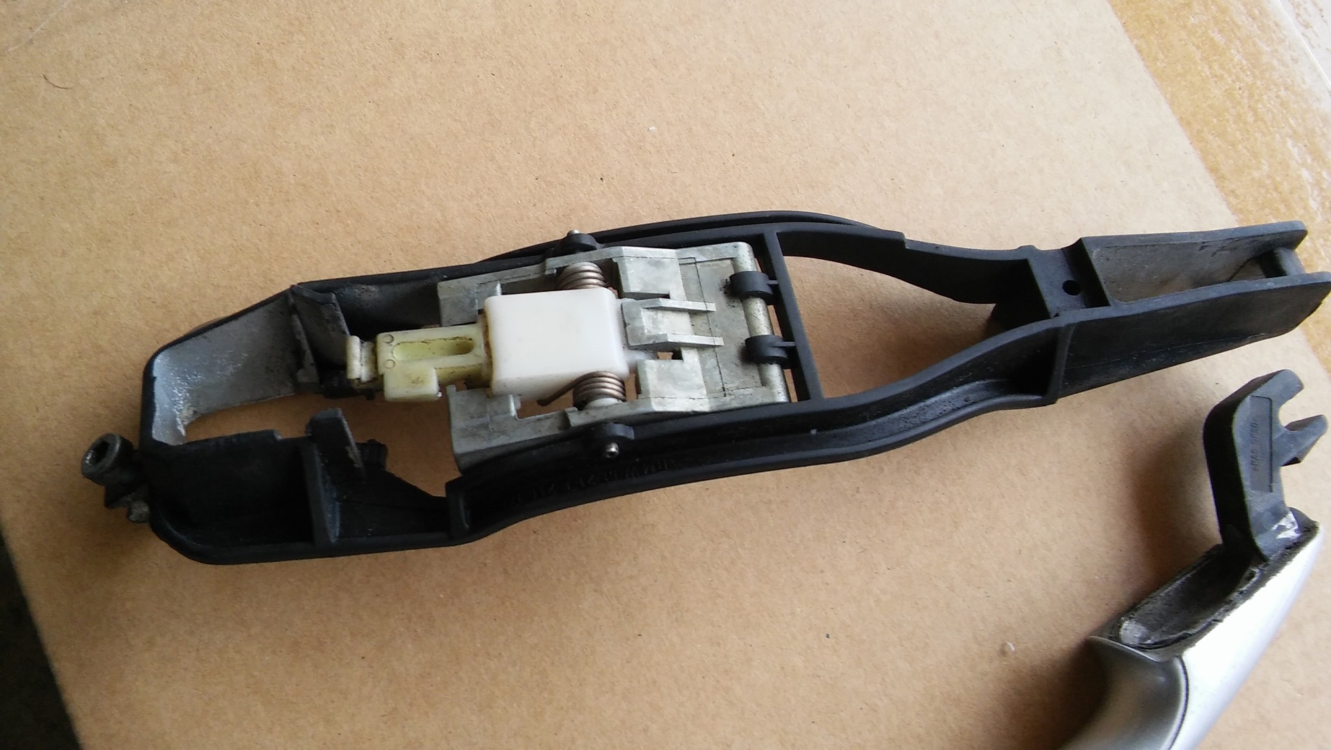 Купить Трос Ручки Передней На Бмв Е46