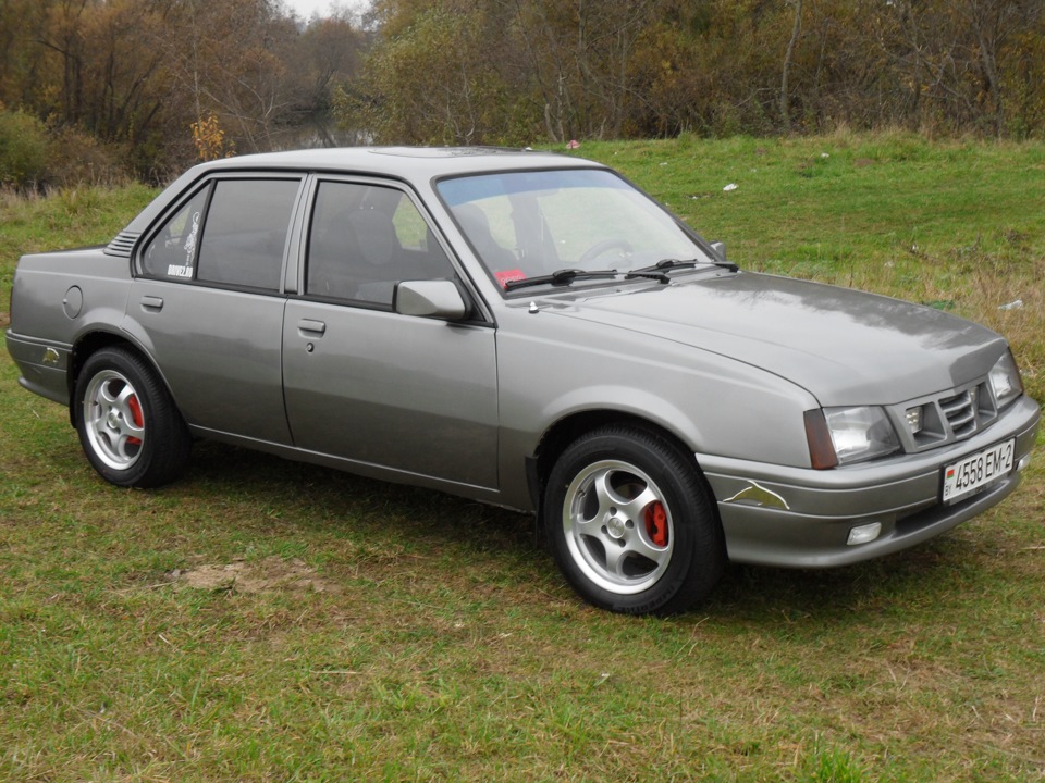 Opel Ascona gt Sport салон