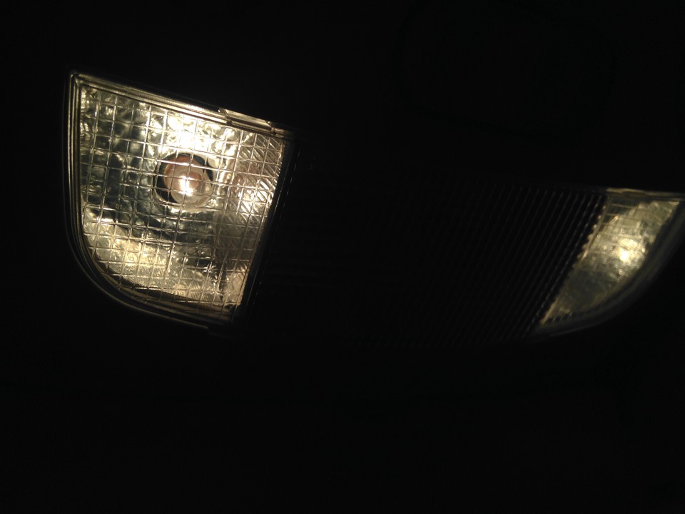 Плафон освещения салона — Lada Калина Универсал (1G), 1,6 л, 2008 года ...