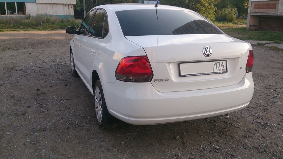 Volkswagen polo задний