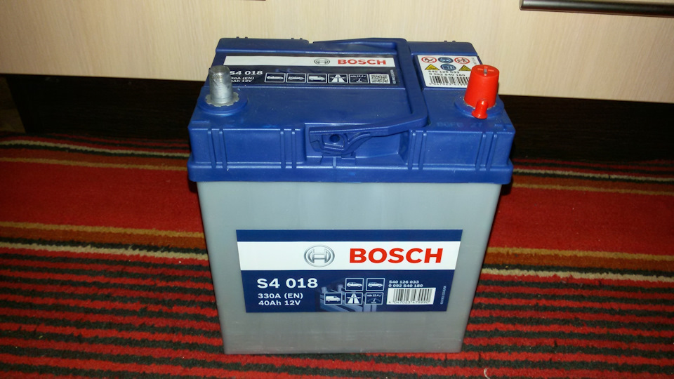 Аккумулятор и боевая резина — Lada Приора седан, 1,6 л, 2013 года ...