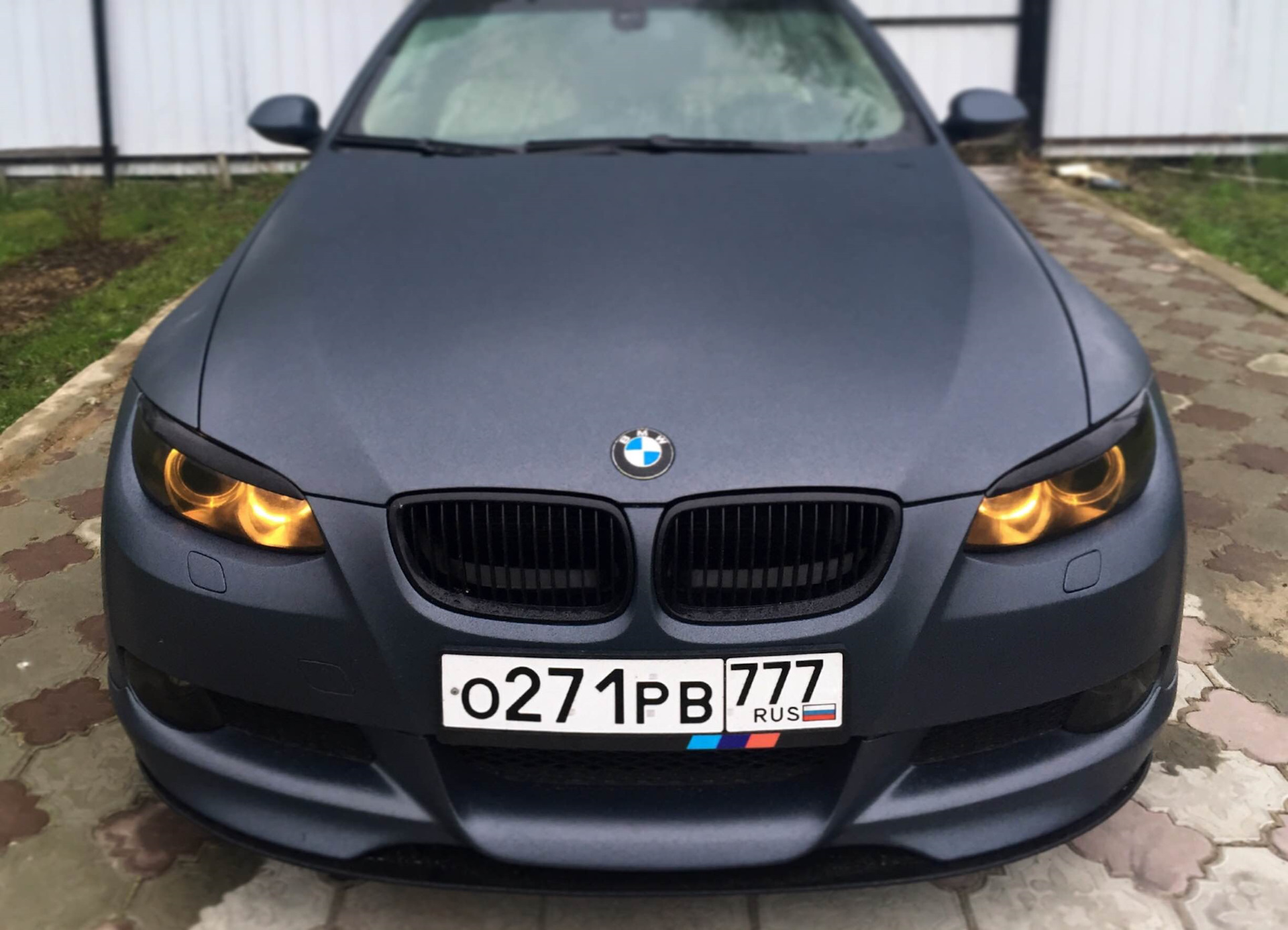 BMW 3 матовая