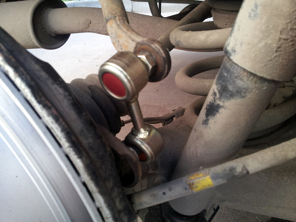 Задние стойки стабилизатора (линки) НЕТ ИЗНОСА NL067 — Toyota Regius, 2 ...