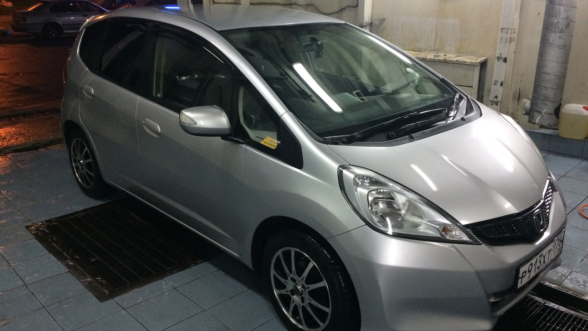 Honda Fit (2G) 1.3 бензиновый 2010 | на DRIVE2