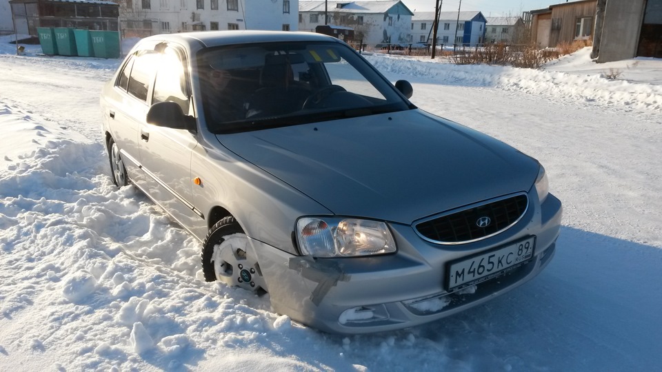 Hyundai accent drive2