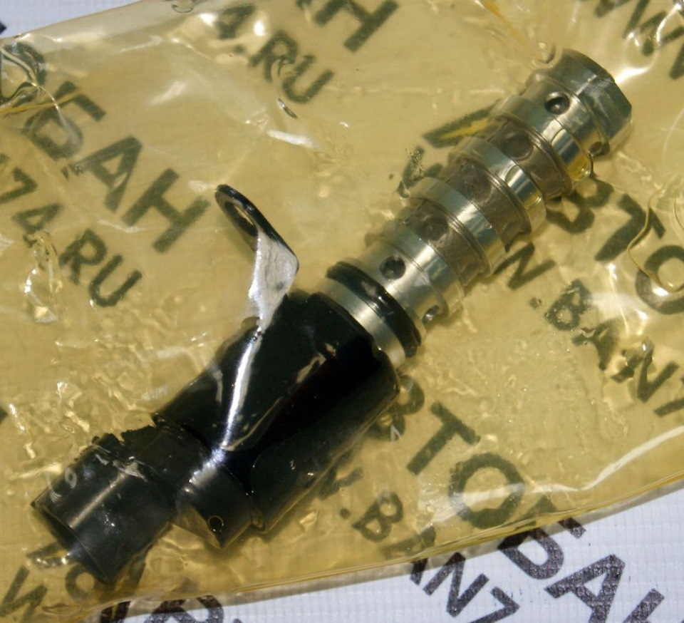 клапан CVVT здорового человека — Hyundai Tucson (JM), 2 л, 2008 года ...