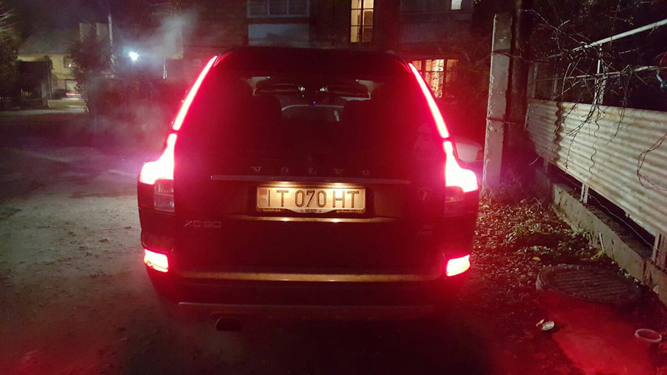 Volvo xc90 постоянно горит поворотник