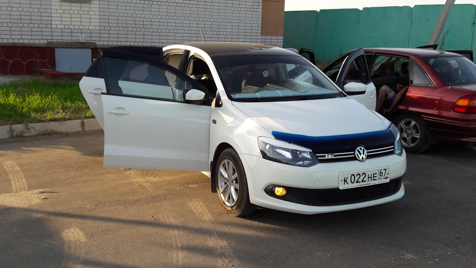 Volkswagen Polo Sedan
