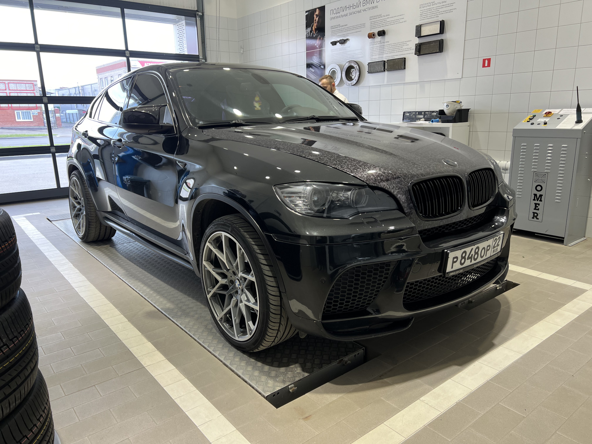 Новые тормозные диски и колодки 195500 — BMW X6 (E71/E72), 3 л, 2008 ...