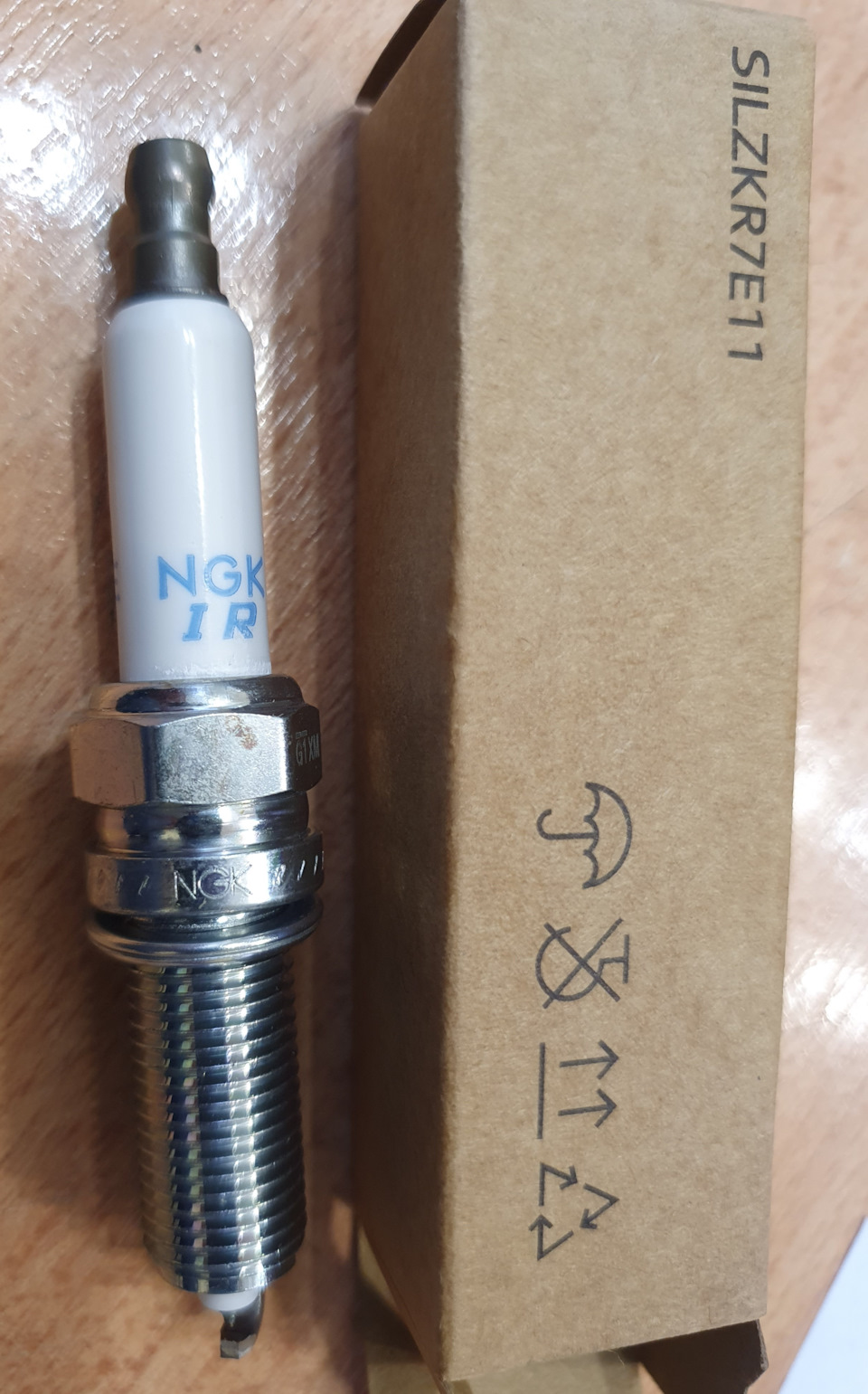 SILZKR7E11 Свеча зажигания NGK для и KIA HYUNDAI | Запчасти на DRIVE2