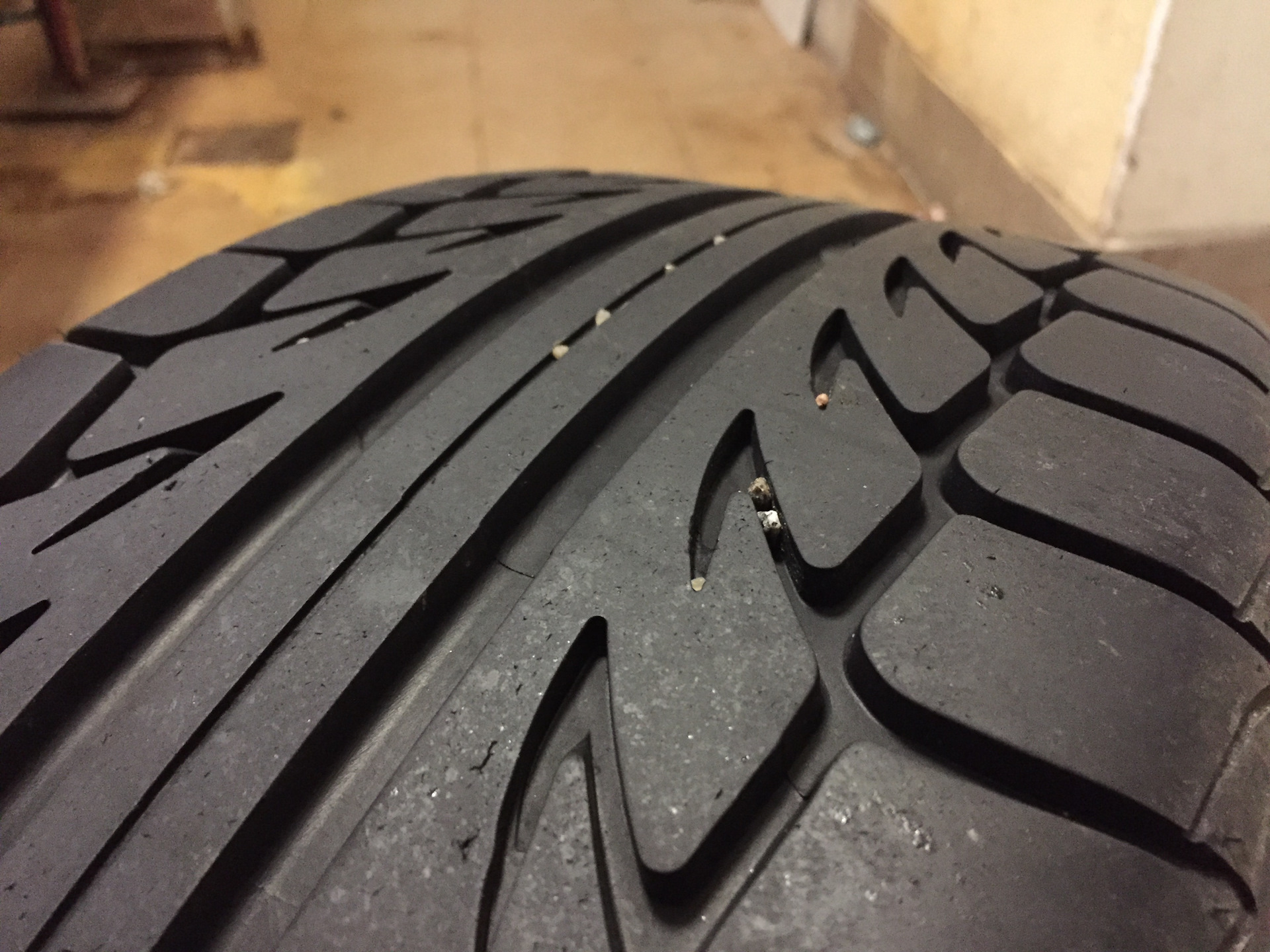 Летняя резина на Лансер 9 BFGoodrich g-Force Sport в сборе с дисками ...
