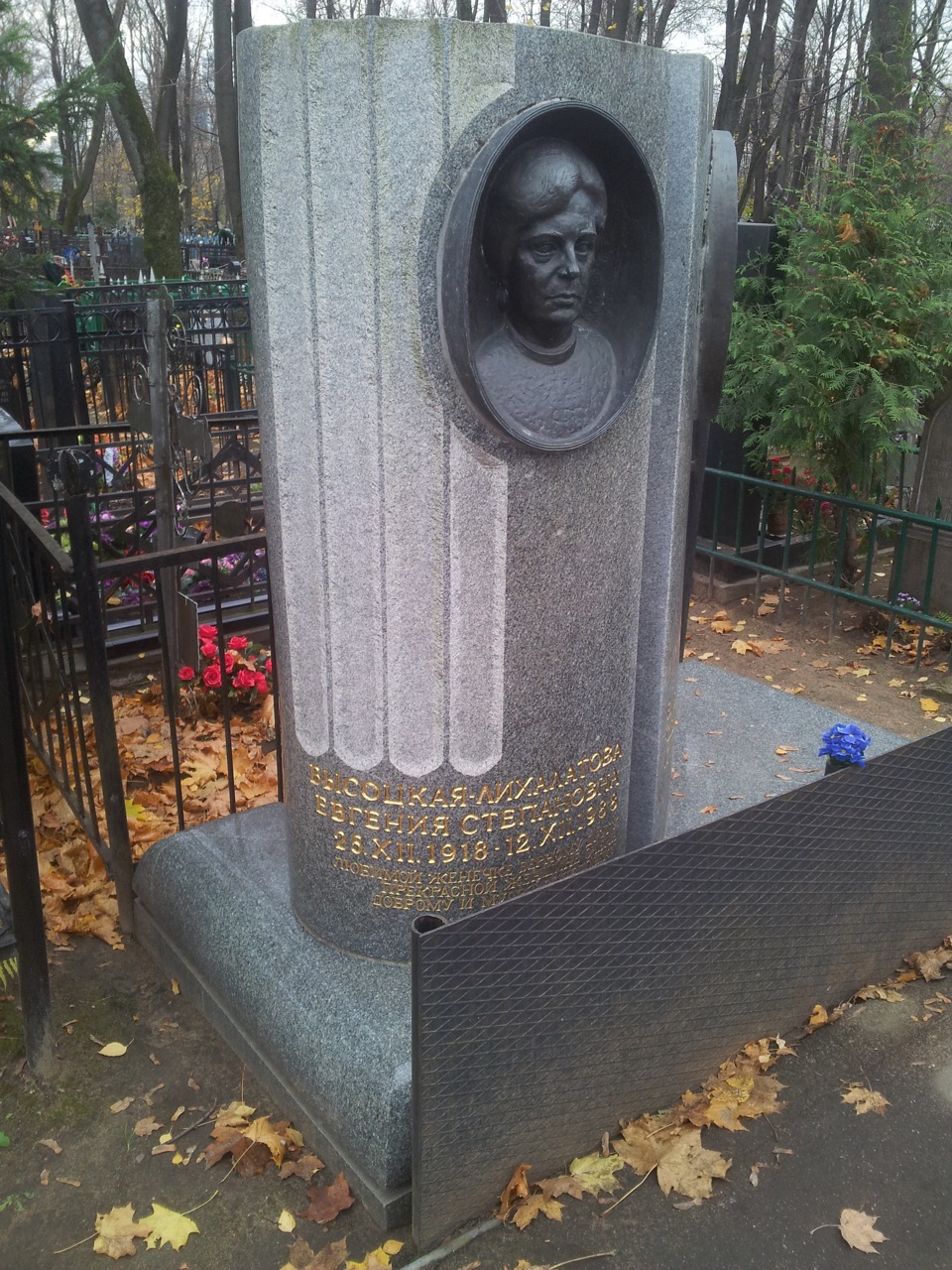 Могила Даля на Ваганьковском кладбище