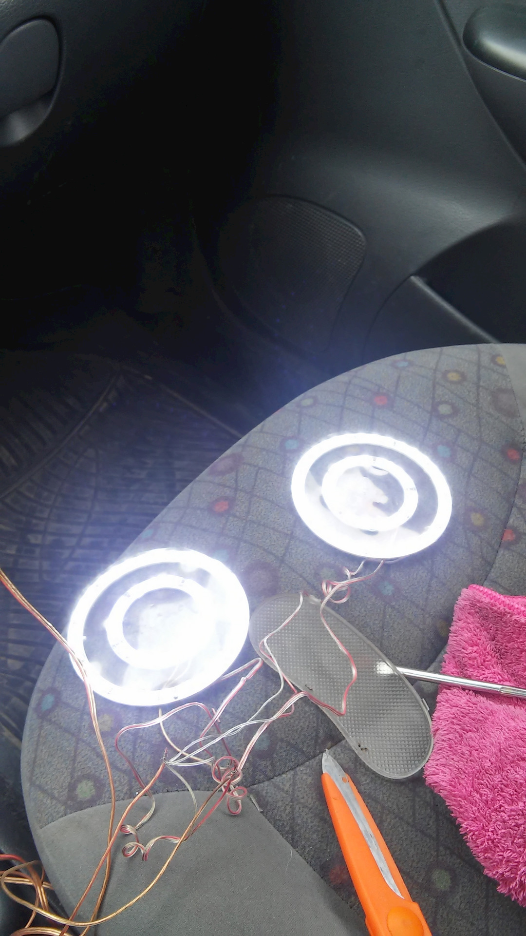 Решил поставить ангельские глазки в место под птф. — DRIVE2