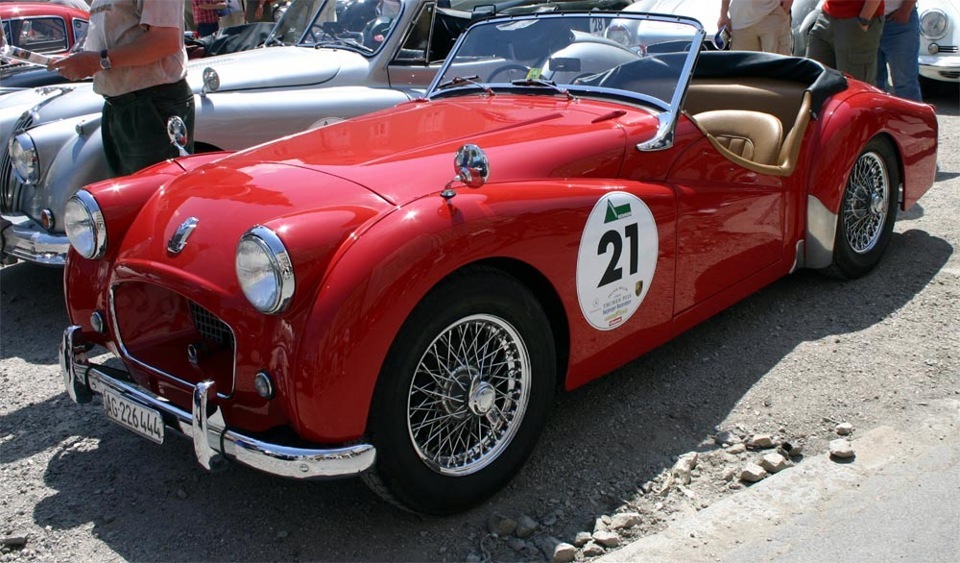 Triumph 2. Triumph tr2. 1955 Triumph Roadster. Triumph tr2 («Триумф tr2») 1953-1955. Triumph tr2 автомобиль.