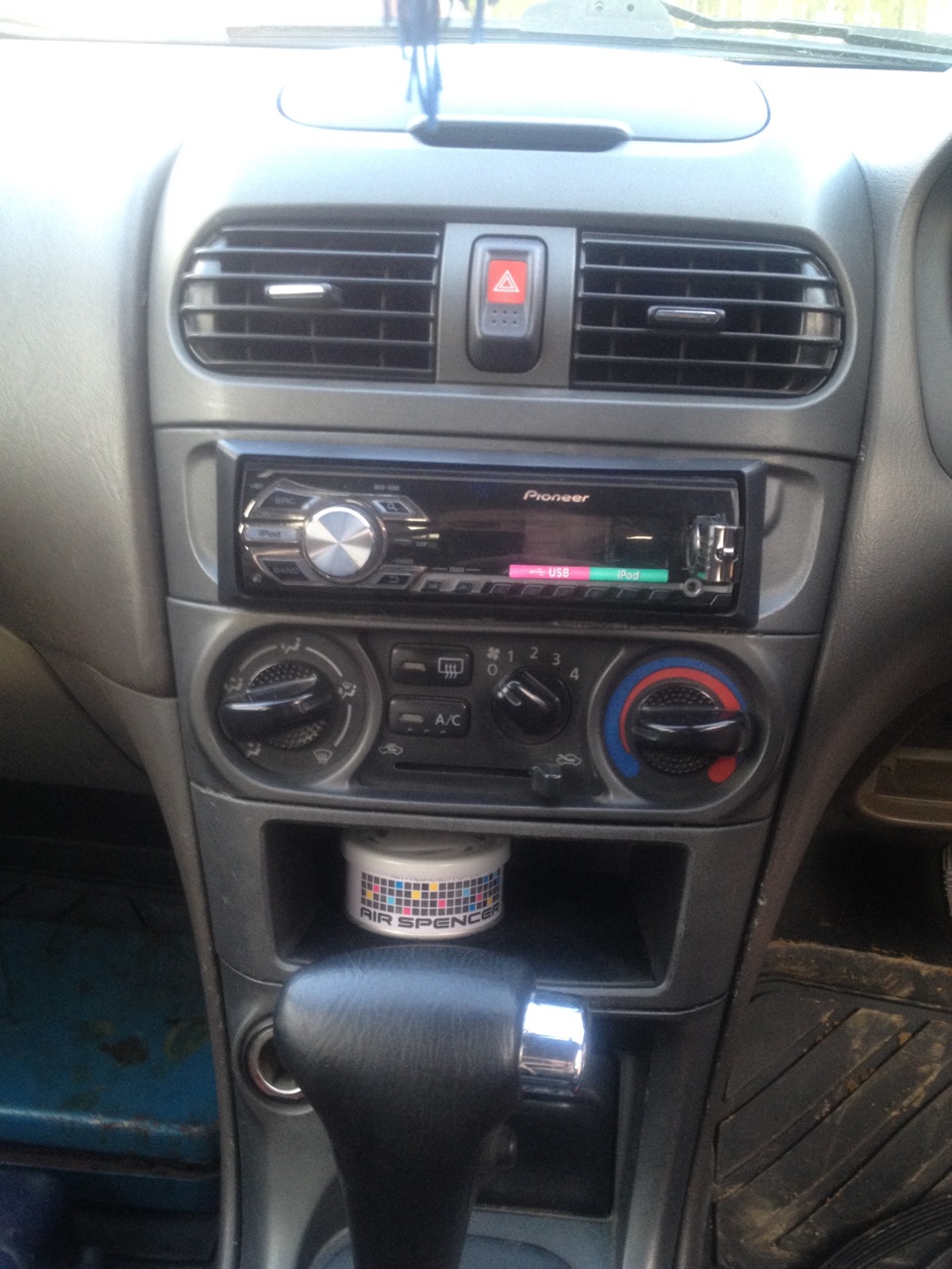 кармашек под магнитолу — Nissan Sunny (B15), 1,5 л, 1999 года | другое ...