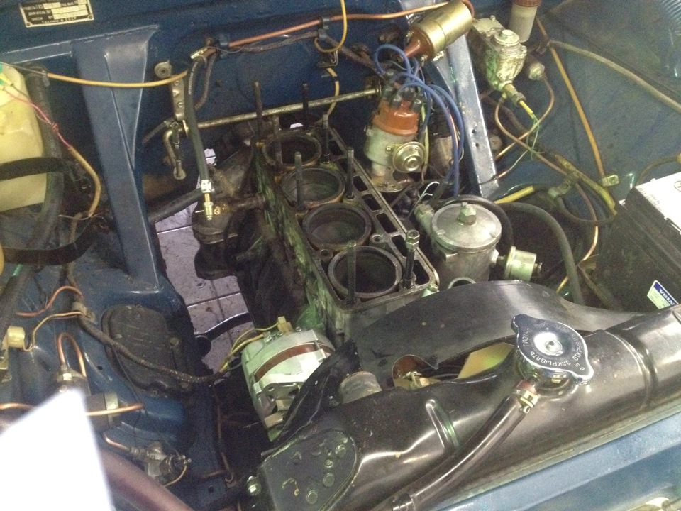 потек антифриз из под прокладки — Volvo S60 (1G), 2,4 л, 2003 года ...