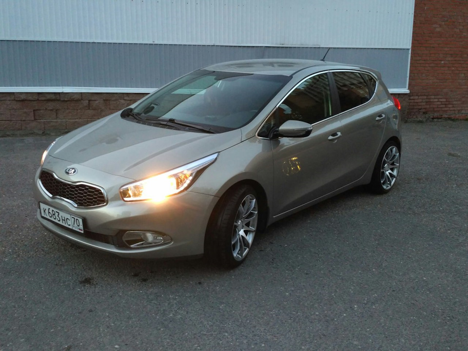 Kia Ceed Mazda