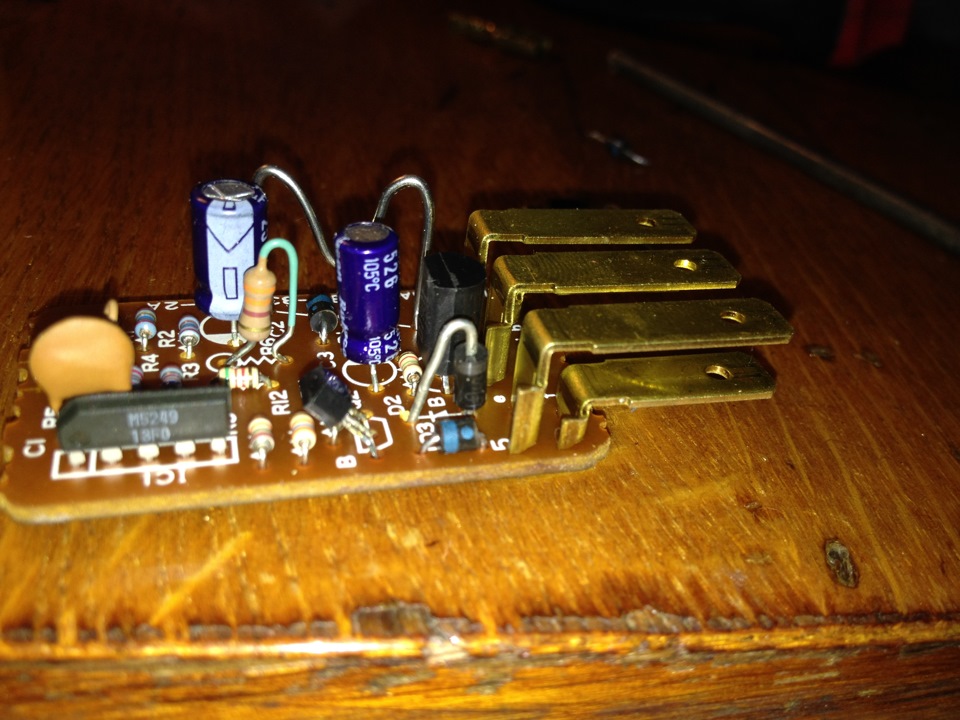 индикация перегоревшей лампочки задних фонарей №2 — Mazda 626 IV (GE ...