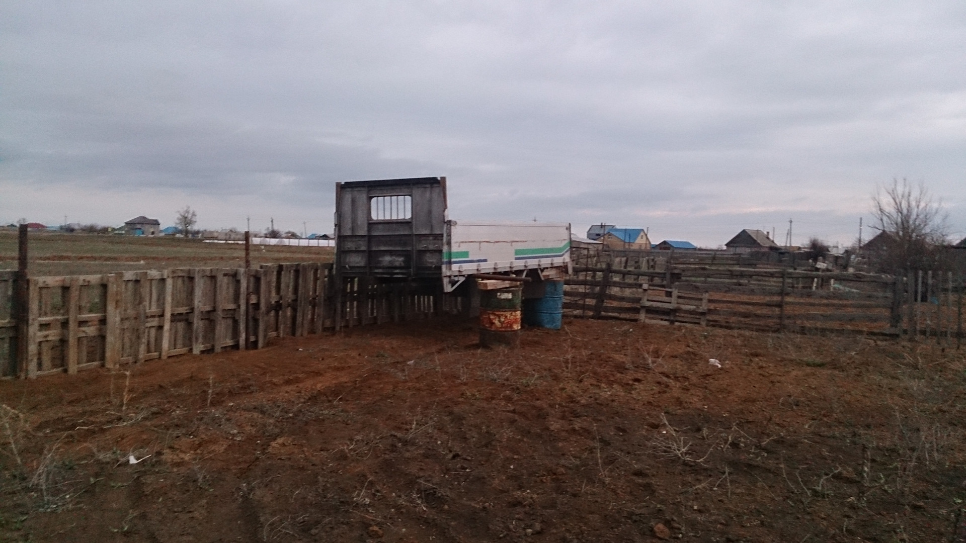 Снятие кузова — МИЦУБИСИ КАНТЕР ШИРОКОЛОБЫЙ, 4,6 л, 1996 года | своими ...