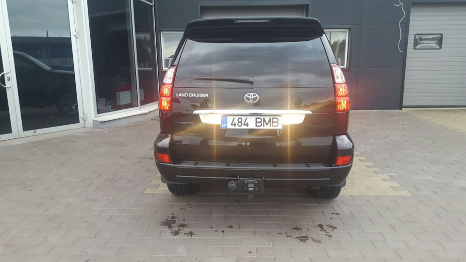 Предохранитель заднего хода прадо 120 Фонари и рамка от gx470 - Toyota Land Cruiser Prado 120-series, 3 л, 2004 года с