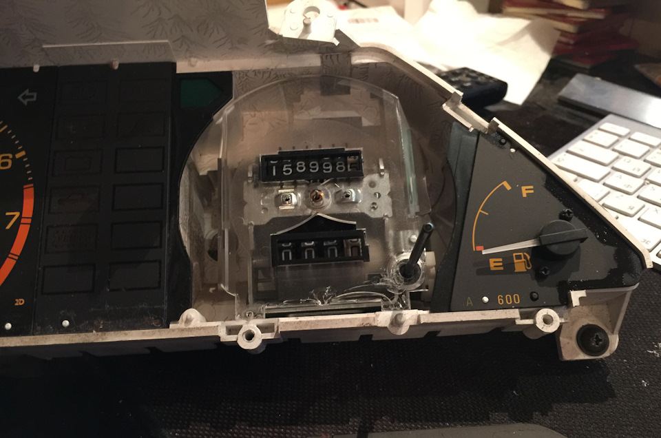 Обнулить одометр — Honda CR-X (1G), 1,6 л, 1984 года | своими руками ...