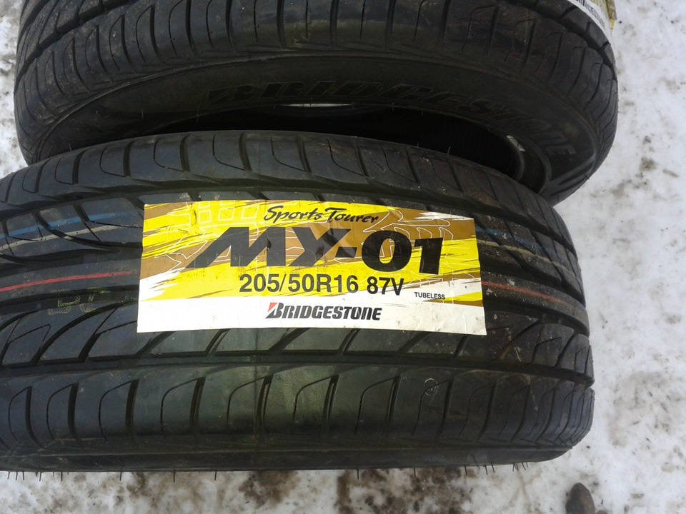 205 50. Автомобильная шина Bridgestone my-02 sporty Style 205/50 r16 87v летняя. Bridgestone Sport Tourer my-01 225/45/17. Бриджстоун му 01. Бриджстоун спорт 205/45/17.