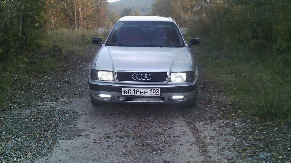 замена передних тормозных дисков и тормозных колодок — Audi 80 (B4), 2 ...