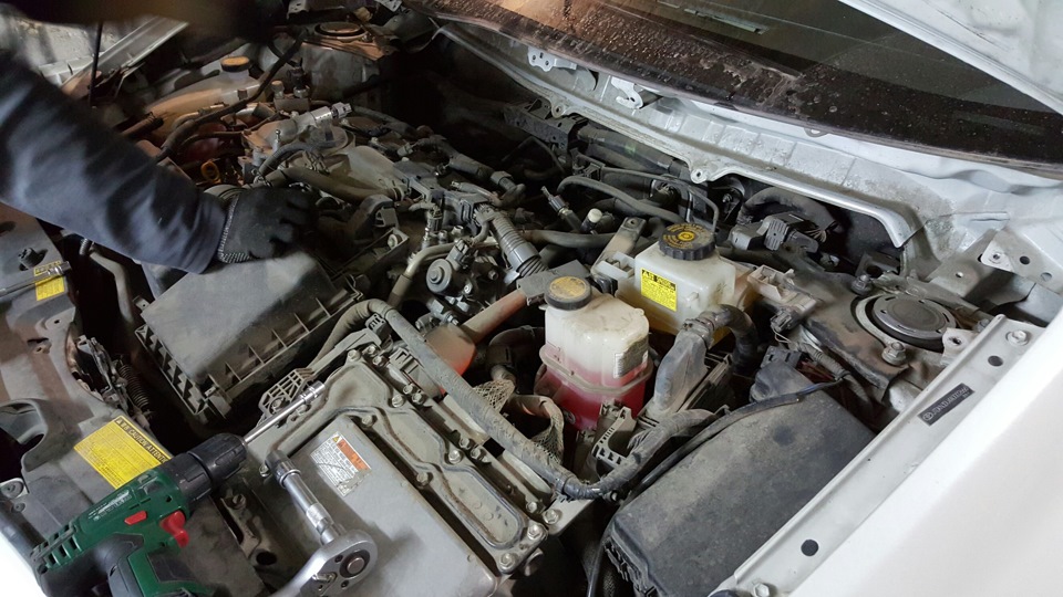 Сегодня с утречка завёл приусеныша и на табло загорелся чайник ...